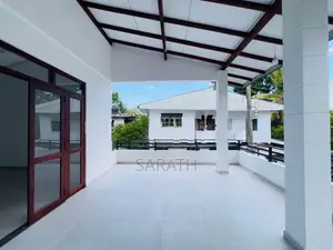 මාලබේ නගරයෙන් සුඛෝපභෝගී නිවසක් විකිණීමට