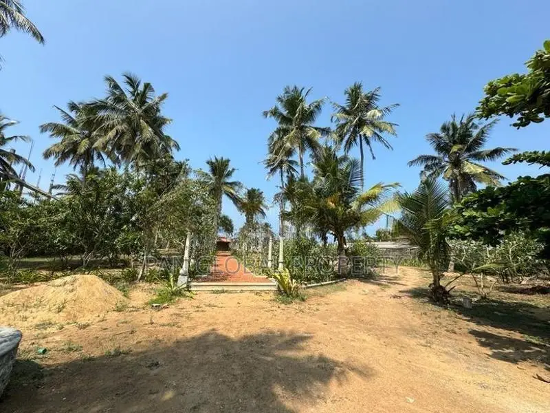 Villa for Sale in Wadduwa