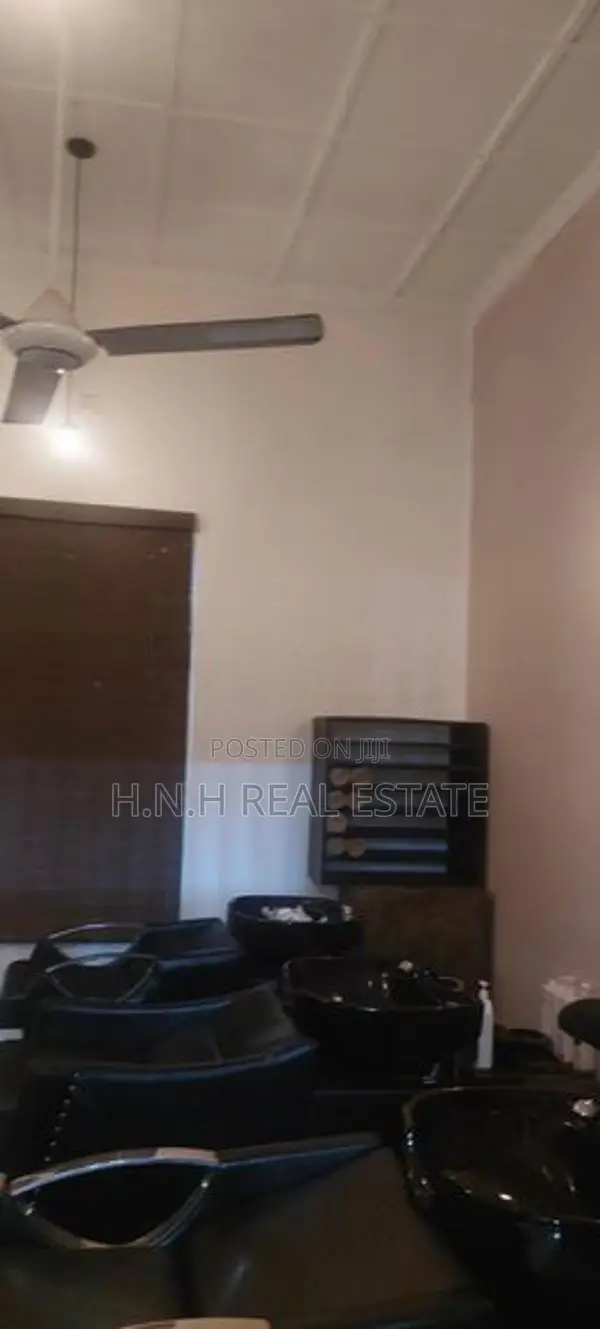 Single Storey House for Rent in Borella