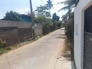 Moratuwa Francisco Place 7 Perches Land for Sale