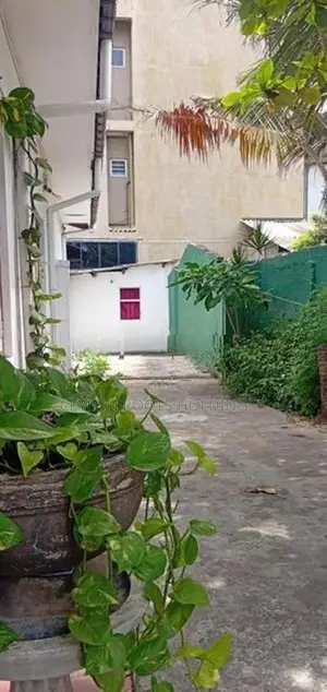 Small Hotel With Rooms Sold Only for the value of High-Value Land,
