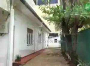 Small Hotel With Rooms Sold Only for the value of High-Value Land,