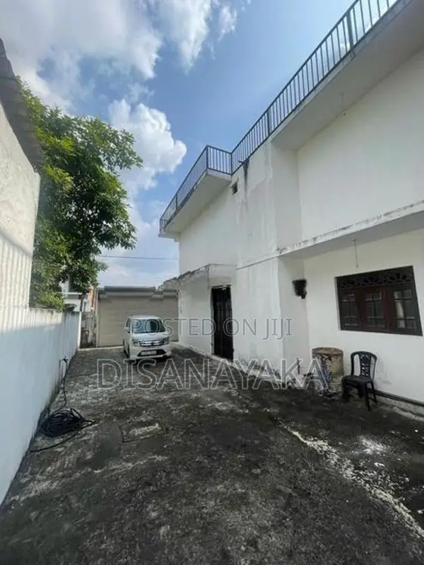 3 Storey House for Sale Rajagiriya Ds1231