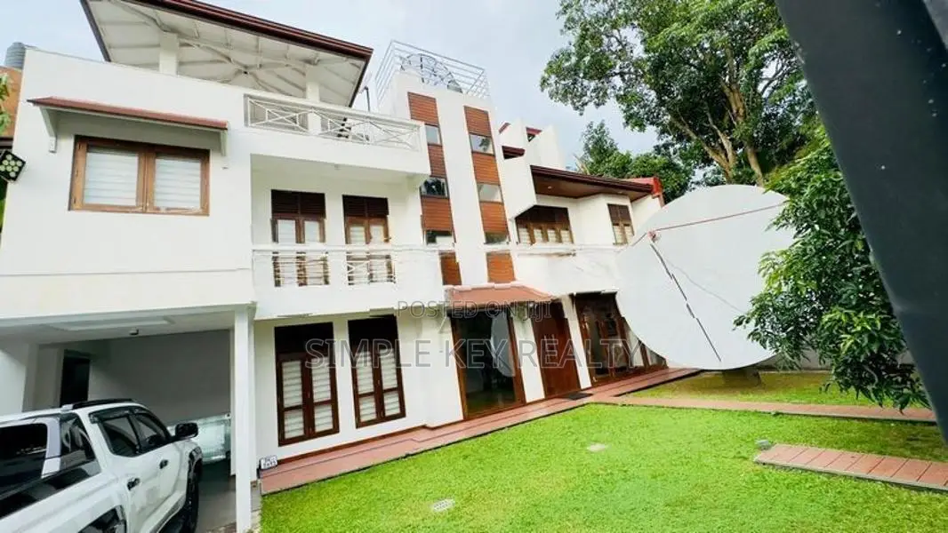 Beautiful Three Store House for Sale in Kadawatha