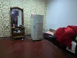 Facing Galle Road / 25 Perches Old House For Sale - Kalutara
