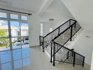 LUXURY 2 STORY HOUSE FOR SALE WITH SWIMMING POOL - PILIYANDALA .