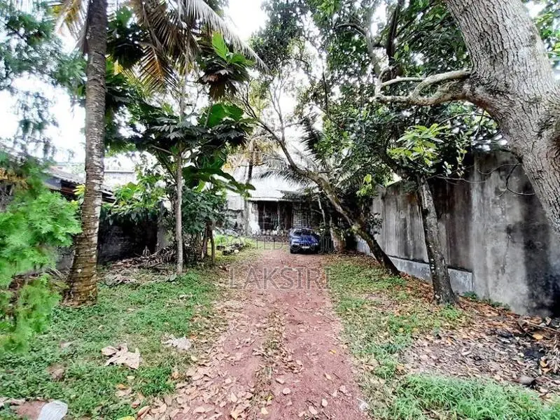 10 Perch Super Land for Sale Nugegoda Jayawardnapura Thalapathpitya