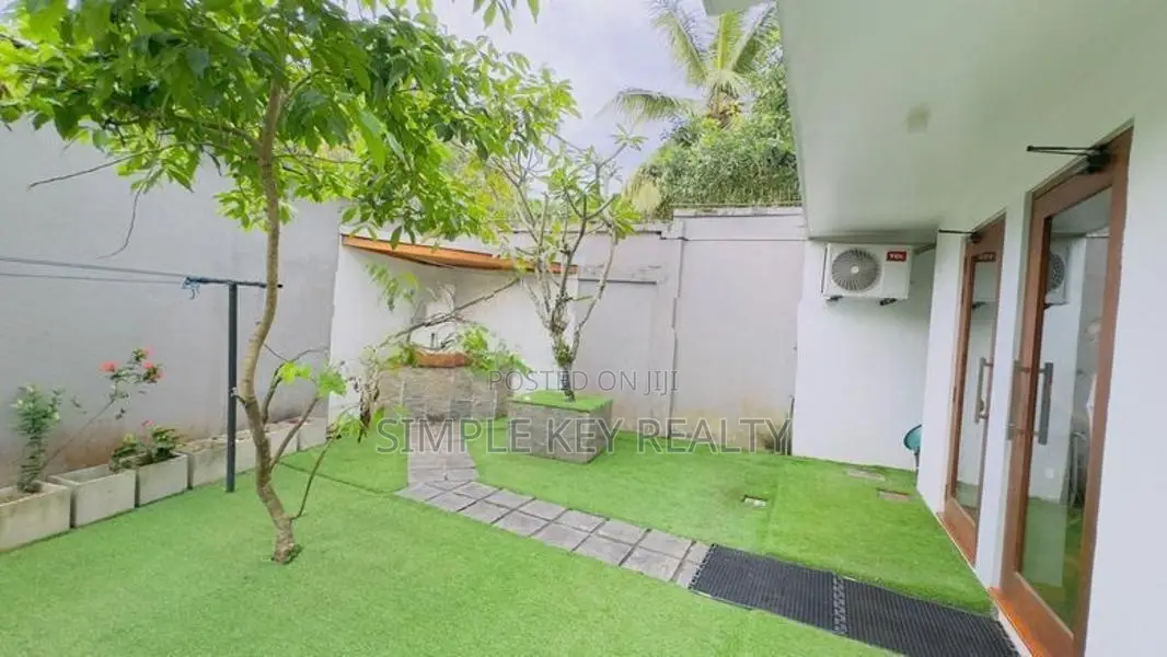 Beautiful Three Store House for Sale in Kadawatha