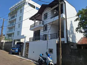 New Luxury House for Sale in Nugegoda