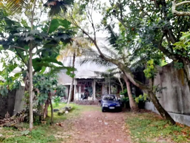 10 Perch Super Land for Sale Nugegoda Jayawardnapura Thalapathpitya
