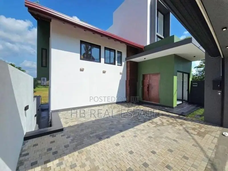 Homagama Architecture Designed Super Luxury Three Storey House