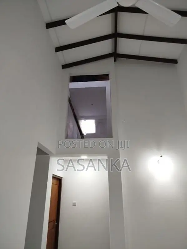 Athurugiriya Prime Location Brand New Two Storey House For Sale