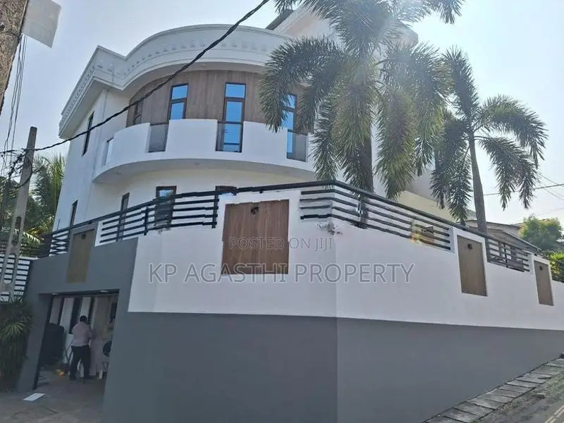 architecture desing luxury house for sale dehiwala