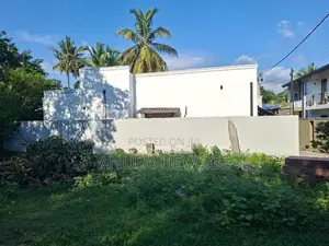 මාලබේ, අරංගල පිහිටි අලුතින් ඉදිකල නිවසක් විකිණීමට ඇත. (ID : MALB012S)