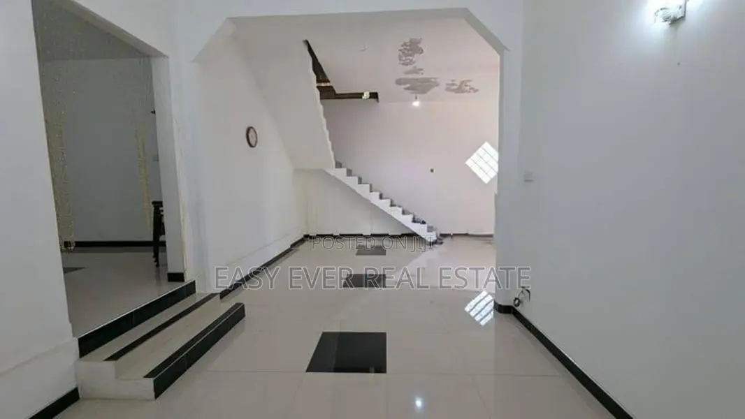 House for Sale in Kalagedihena