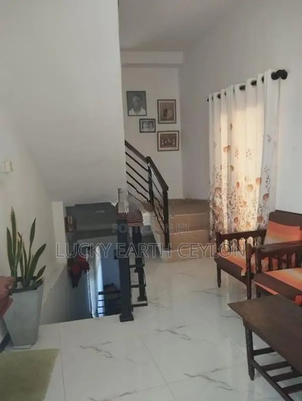 Hendala , Wattala, Furnished/UNF, 2 Story House For Rent (MGG001)