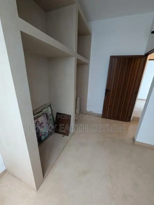 Sale, Battarmulla 1 Story, Unfurnished House For Sale (ZMS3020)