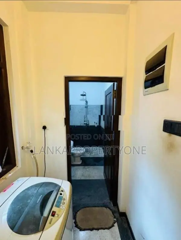 Half Completed House for Sale Karapitiya