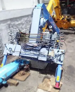 TADANO CARGO CRANE