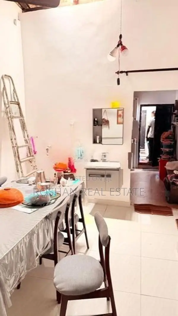 STAFFS OR BOARDING SPACE FOR RENT COLOMBO 2 FAY2385