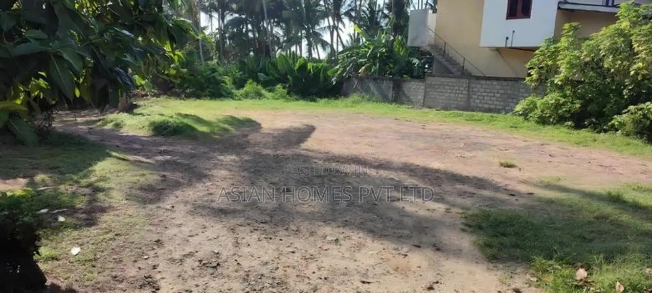 260P Beach Front Land for Sale in Ambalangoda