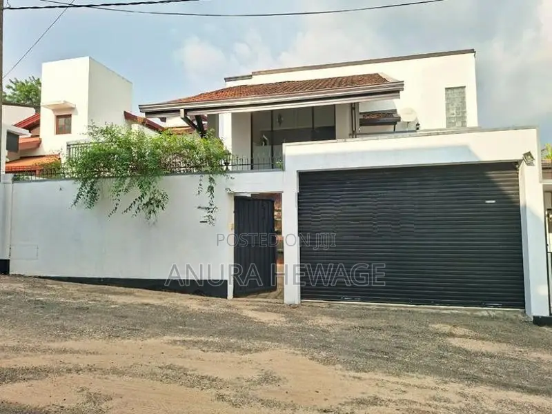 Two Story House for Sale Kahanthota road, Malabe (ID : MALB013)