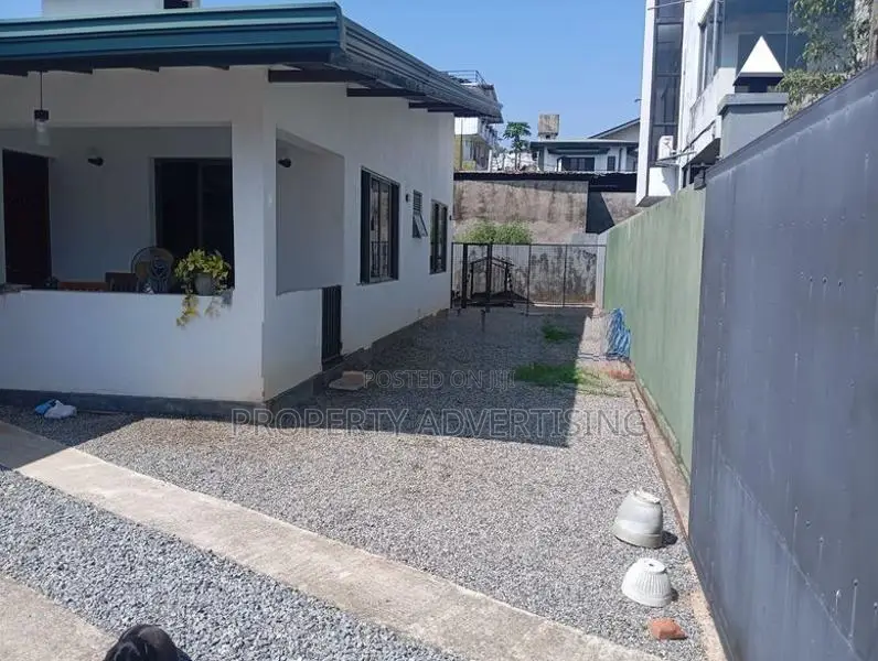 House for sale in Mirihana - Nugegoda