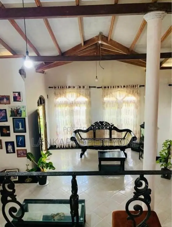House for Sale at Ambalanwatha