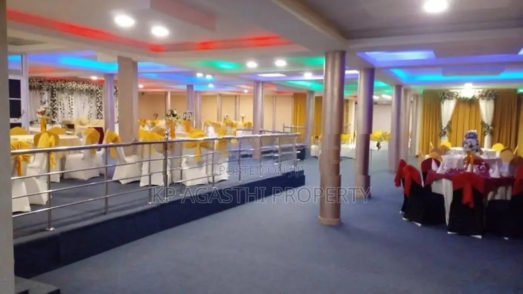super hotel for sale in kandy
