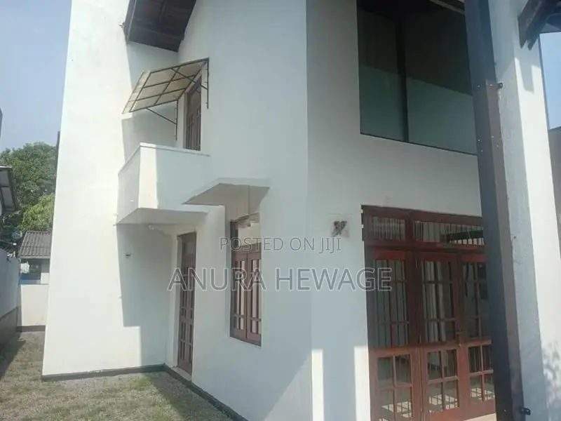 Two Story House for Sale Kahanthota road, Malabe (ID : MALB013)