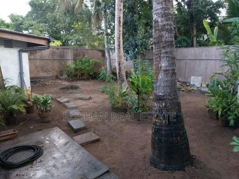 2 Storey House for Sale Hill Street Dehiwala Cha2390