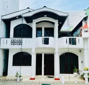 (AFA112) 40 P With Two Houses and Building Sale At Boralesgamuwa