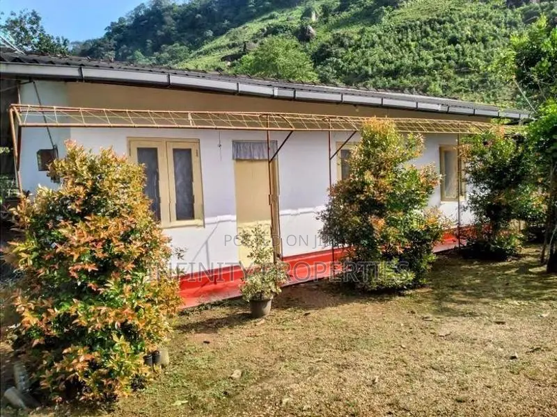 (AFA108) 28 Acres Highly Commercial Estate in Eheliyagoda for Sale