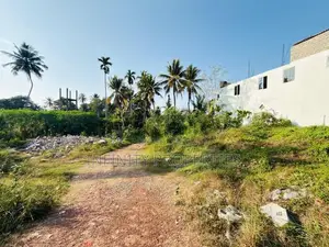 (AFA116) 100 Commercial Land sale At Piliyandala