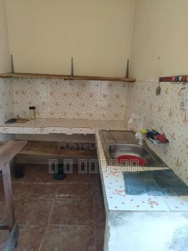 Annex rent in rathmalana for a couple only