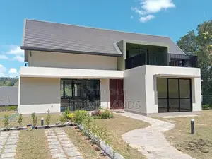 Kandy Victoria Reservoirs luxury Holiday villas