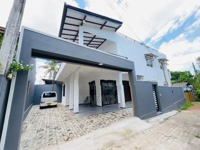All Completed Brand New Luxury House In Talawatugoda