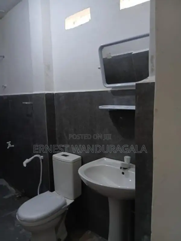 House for rent in boralasgamuwa. hr 239
