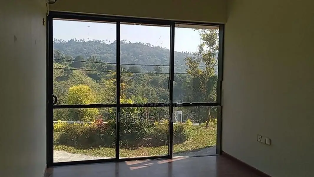 Kandy Victoria Reservoirs luxury Holiday villas