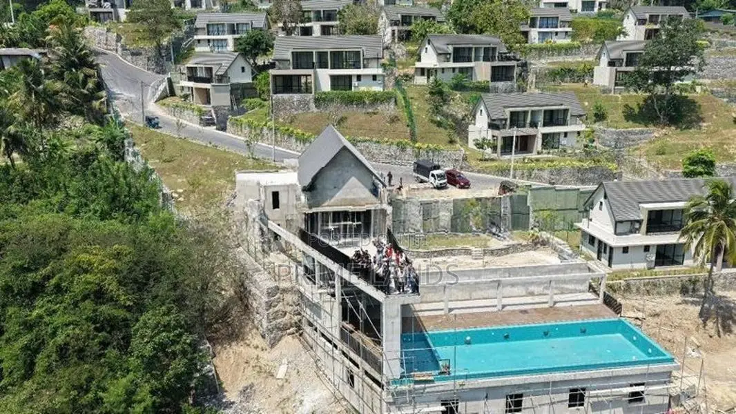 Kandy Victoria Reservoirs luxury Holiday villas
