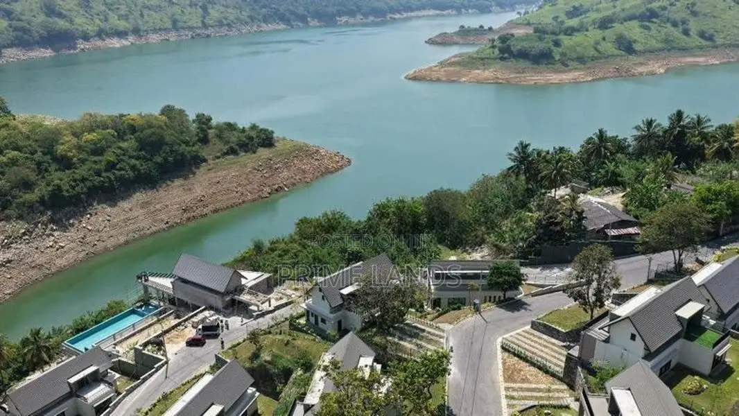 Kandy Victoria Reservoirs luxury Holiday villas