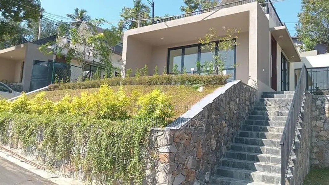 Kandy Victoria Reservoirs luxury Holiday villas