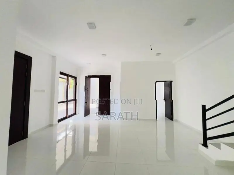 All Completed Brand New Luxury House In Talawatugoda