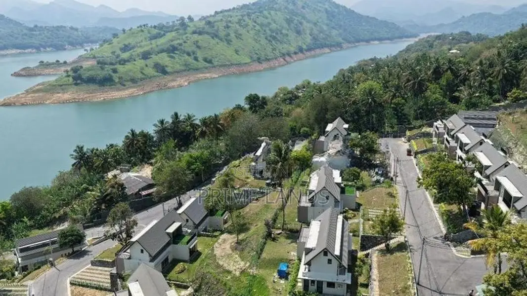 Kandy Victoria Reservoirs luxury Holiday villas