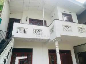 3BED HOUSE FOR RENT IN THALAWATHUGODA (SP392)