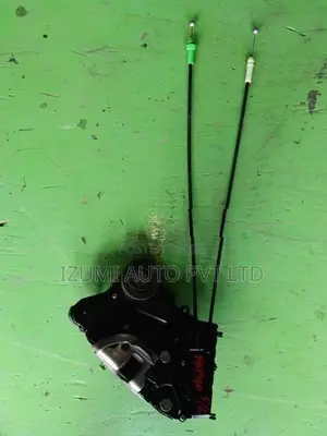 Toyota Vitz KSP90 Front Left Door actuator and Winder