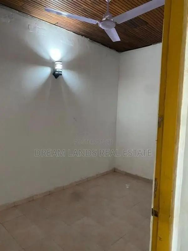 3BED HOUSE FOR RENT IN THALAWATHUGODA (SP392)