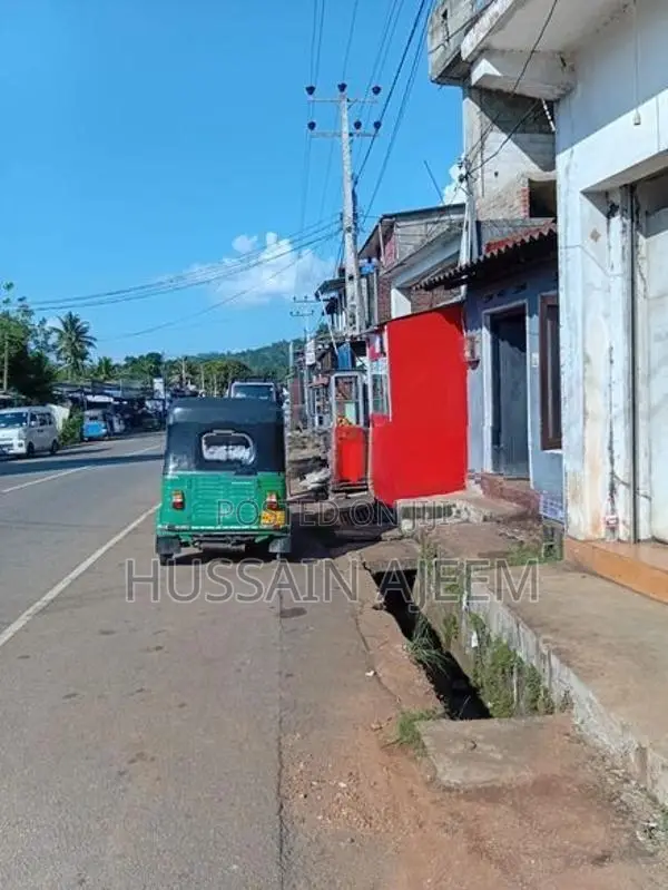 Commercial Building for Sale Warakamura Town