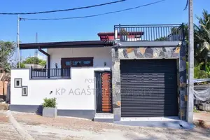 athurugiriya town house for sale