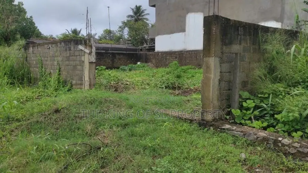 Land for sale in Boralesgamuva